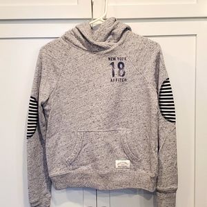Womens Abercrombie sweatshirt